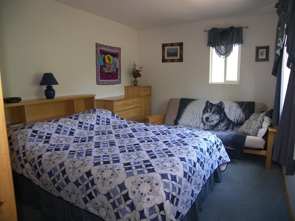 Grace And Bill'S Freedom Hills B&B タルキートナ エクステリア 写真