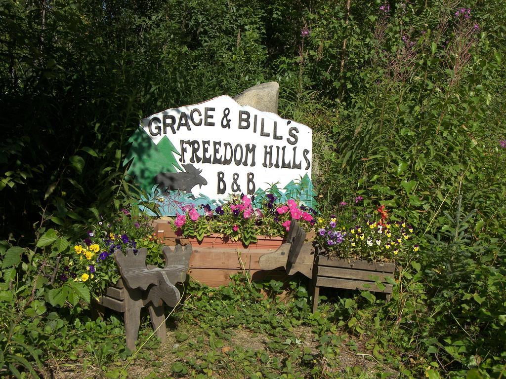 Grace And Bill'S Freedom Hills B&B タルキートナ エクステリア 写真