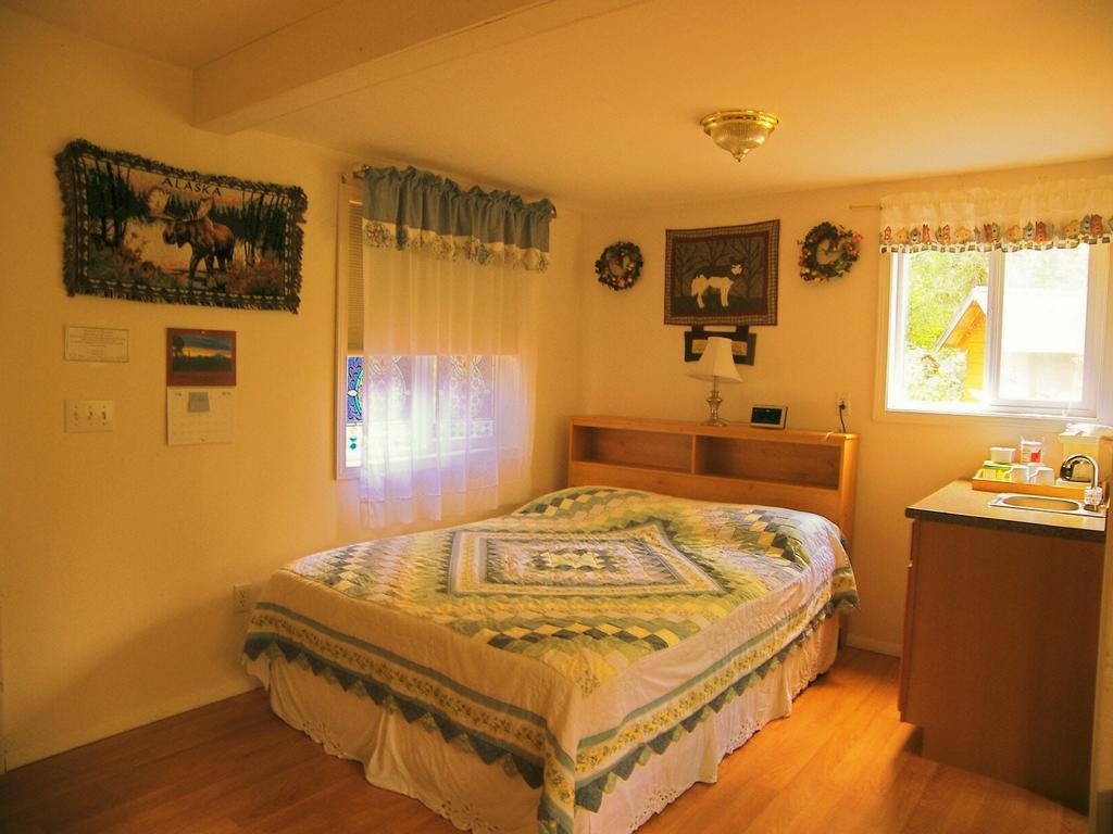 Grace And Bill'S Freedom Hills B&B タルキートナ エクステリア 写真