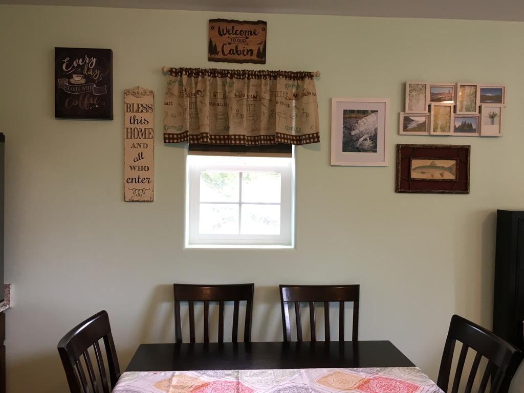 Grace And Bill'S Freedom Hills B&B タルキートナ エクステリア 写真