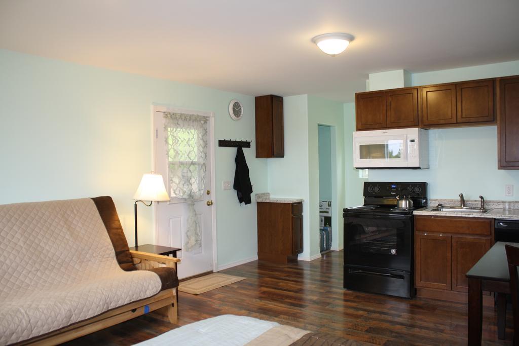 Grace And Bill'S Freedom Hills B&B タルキートナ エクステリア 写真