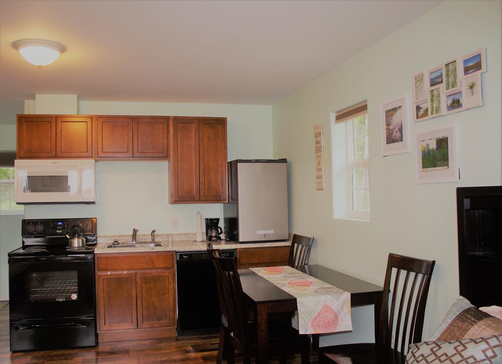 Grace And Bill'S Freedom Hills B&B タルキートナ エクステリア 写真